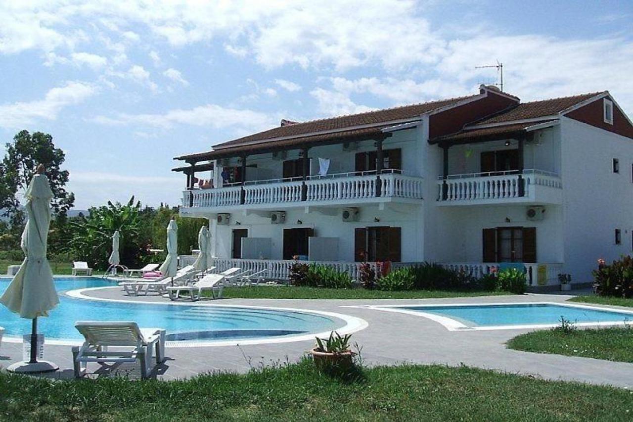 Vlachos Apartments Sidari  Exterior photo